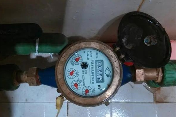 光電直讀遠(yuǎn)傳閥控水表的工作原理原來(lái)是這樣的！ 圖2